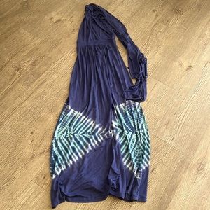 Green dragon maxi dress